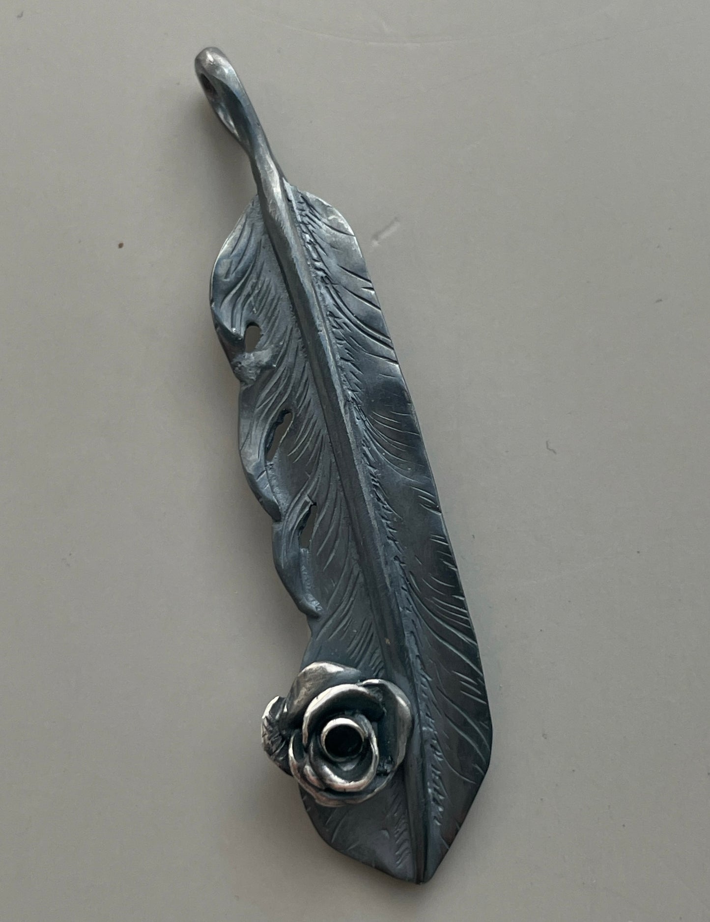 PE-0008/feather pendant -rose-