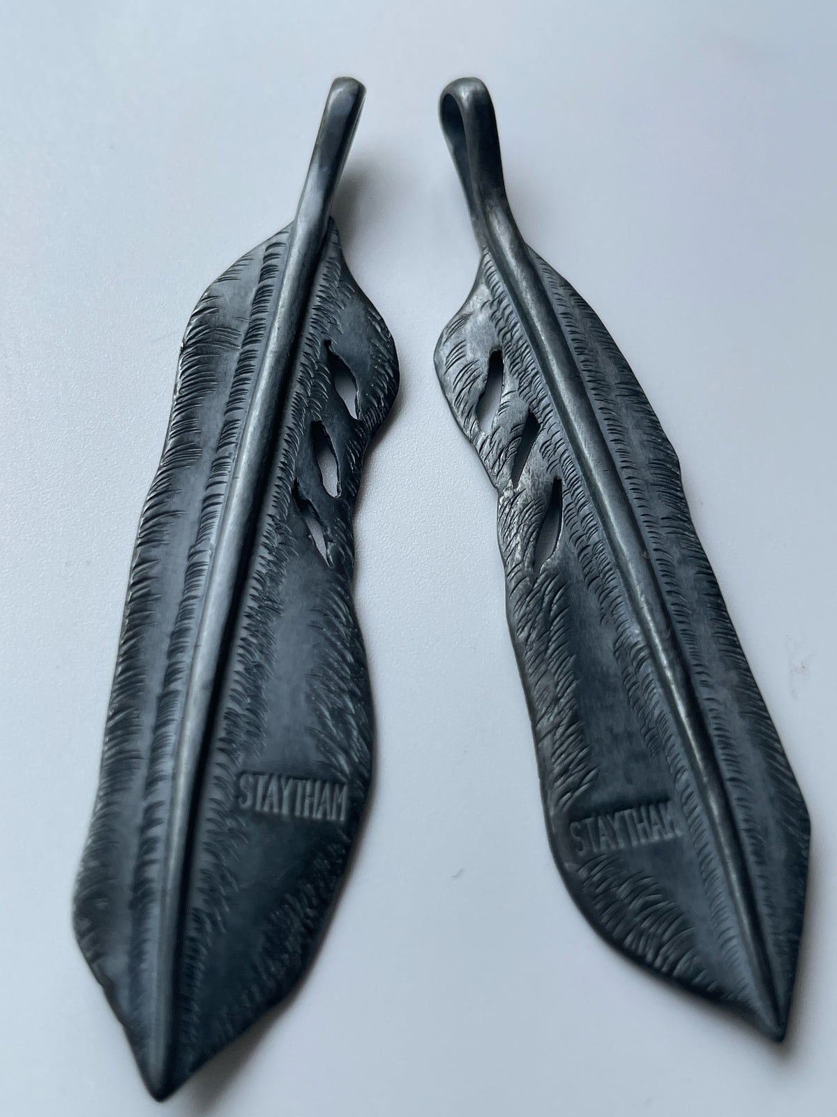 PE-0033/feather,large