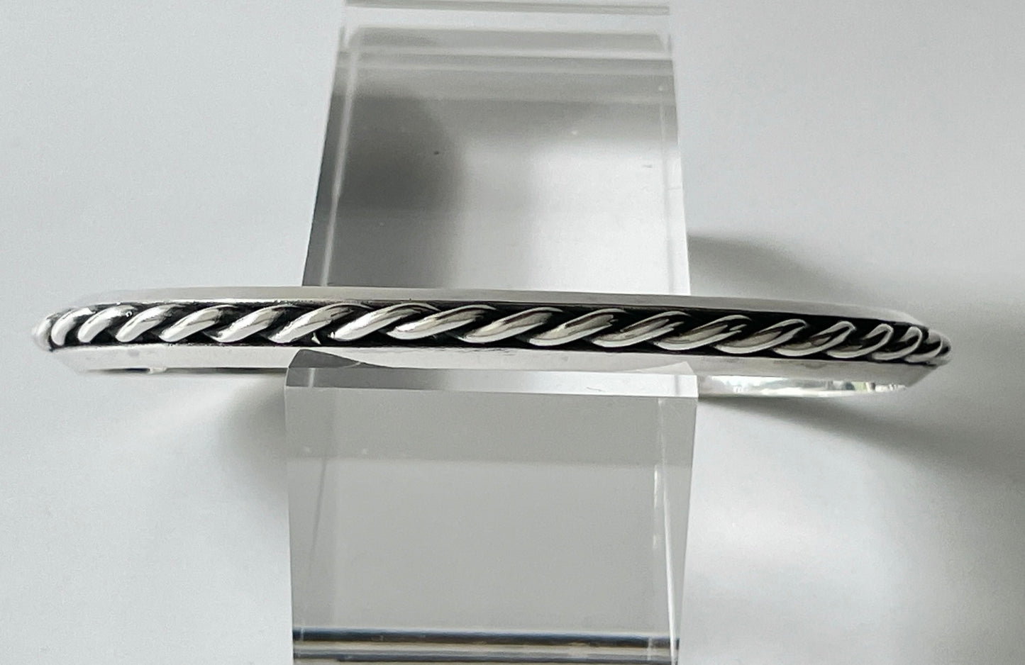 BA-0005/triangle twist bangle -small-