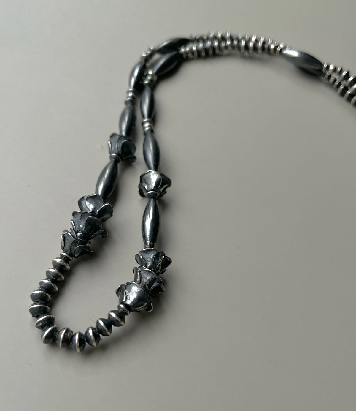 NE-0003-50/STAYTHAM original black perl necklace -rose- 50cm