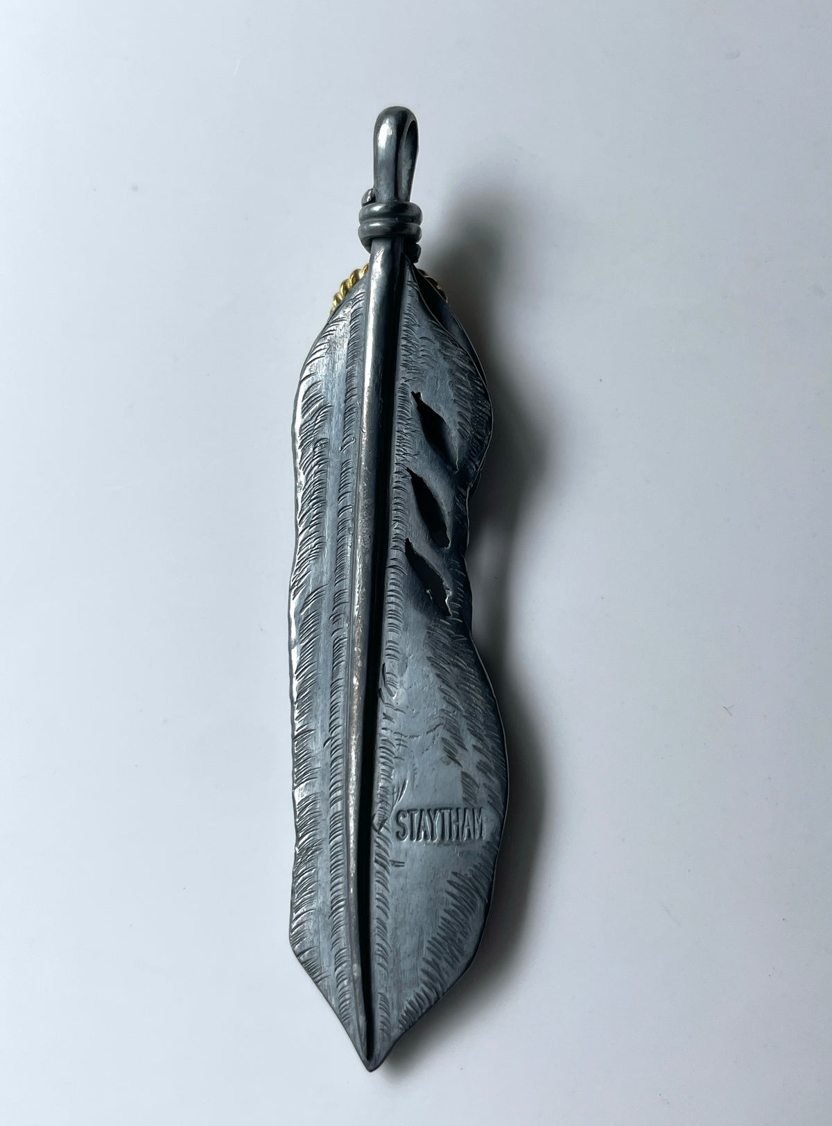 PE-0034/feather large, K18 horseshoe twist rope