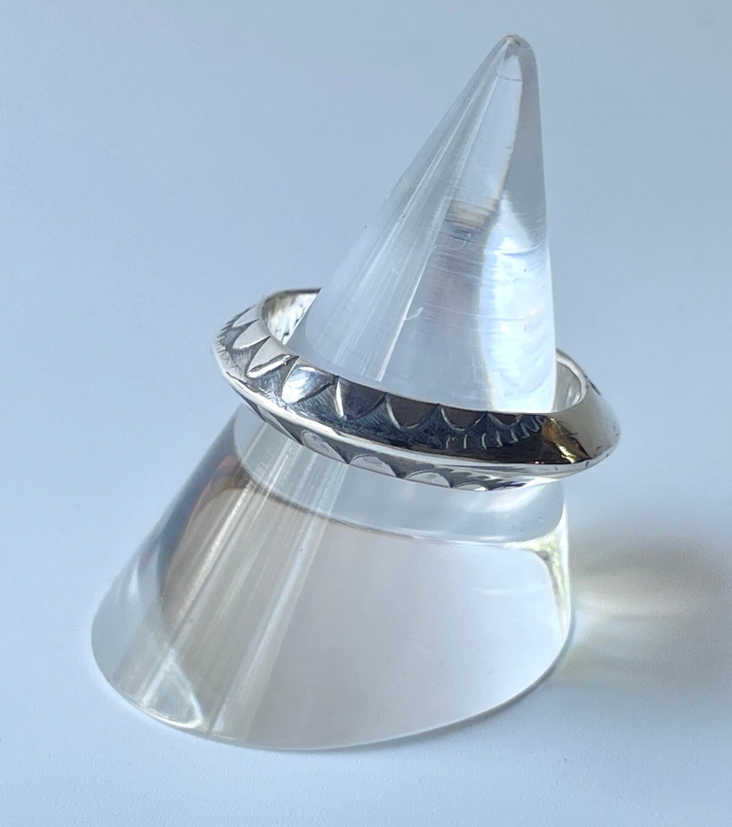 RI-0018/stamp triangle ring