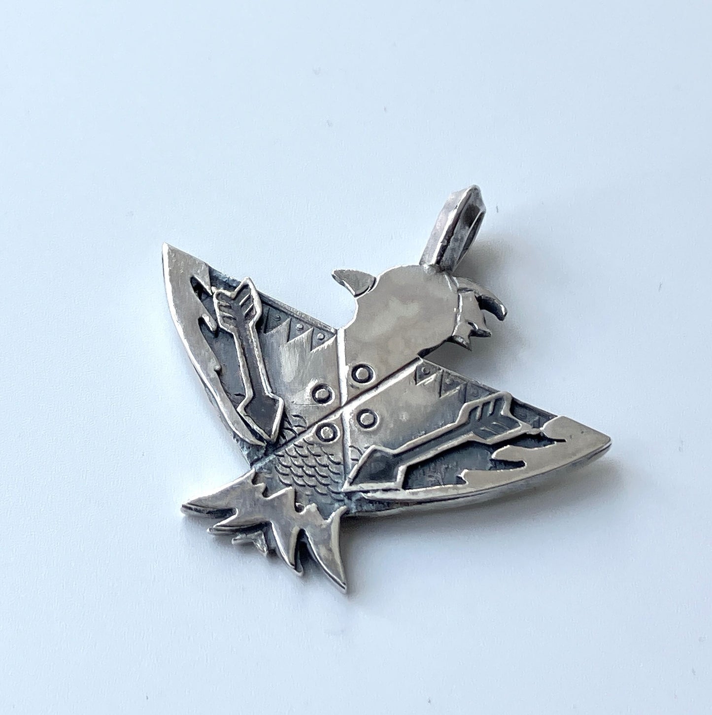 PE-0019/classic style thunderbird pendant